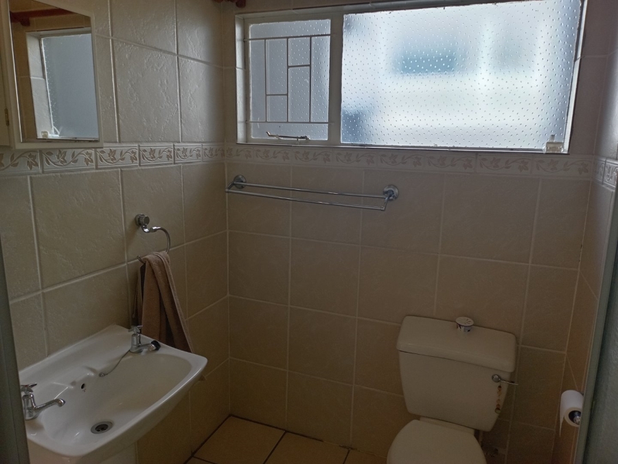 3 Bedroom Property for Sale in Langenhovenpark Free State